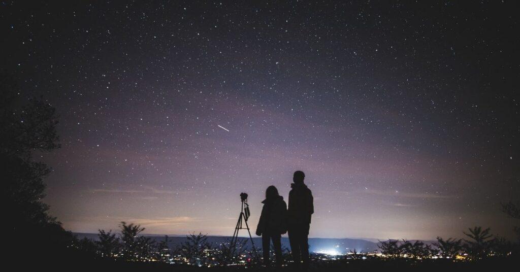 flipfact, flipfacts, flipscience, space, stars, light